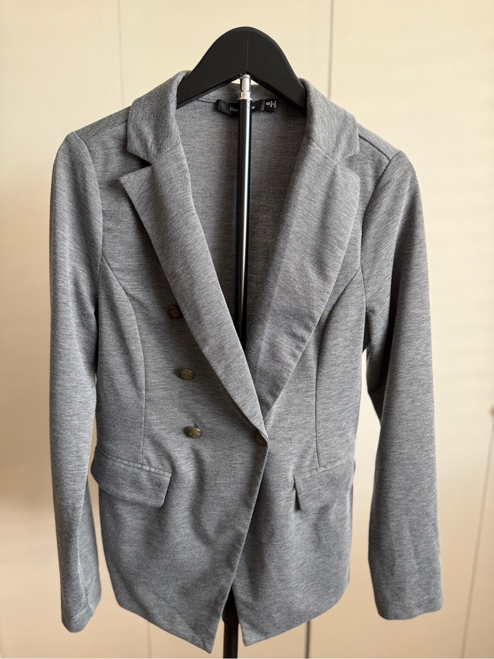 Doe & Rae Grey Double-Breasted Women's Blazer